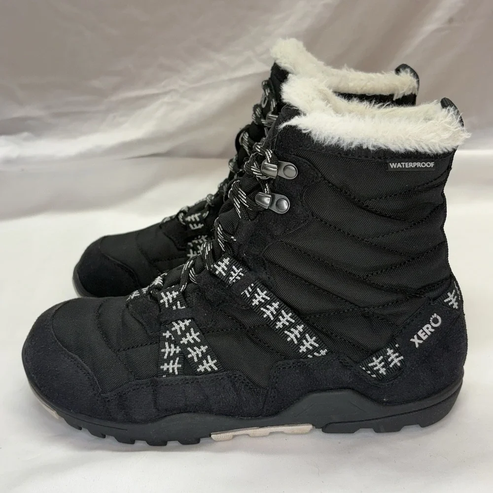 Xero Shoes Womens US 7.5 Alpine Waterproof  Boots Insulated Barefoot Zero Drop
